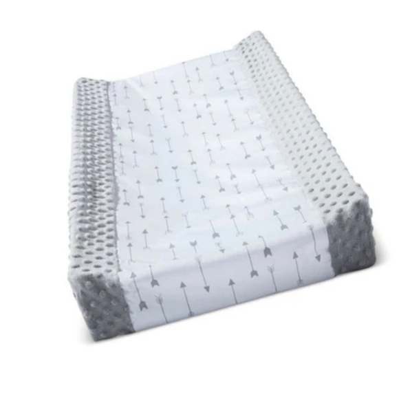 Cloud Island Wipeable Changing Pad Cover with Plush Sides Arrows - Gray New - Picture 4 of 4